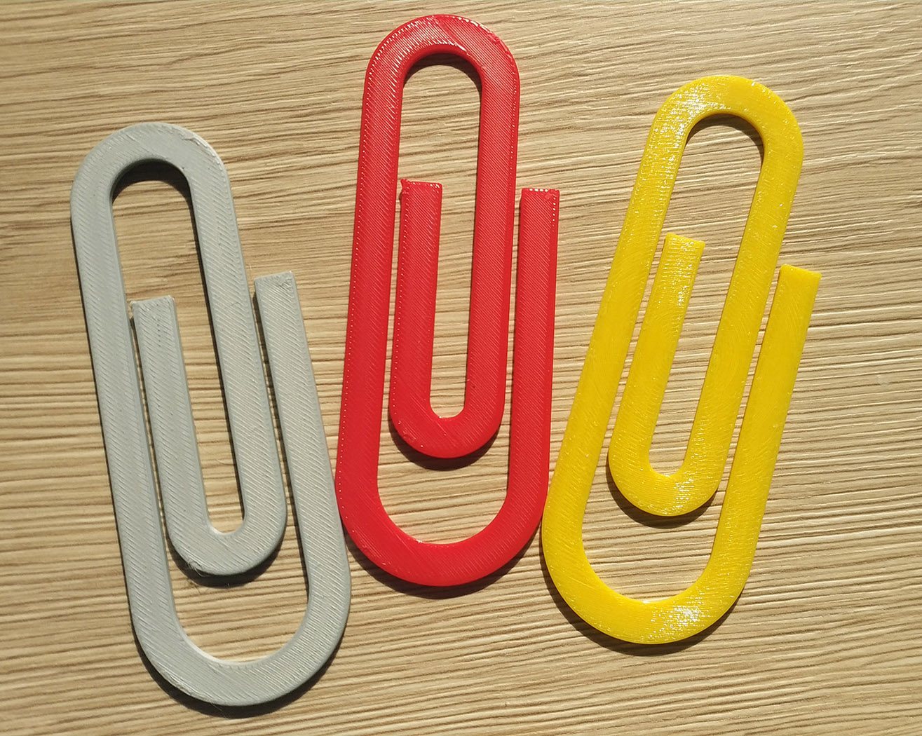 MAXI Paper Clips- 3D printed.