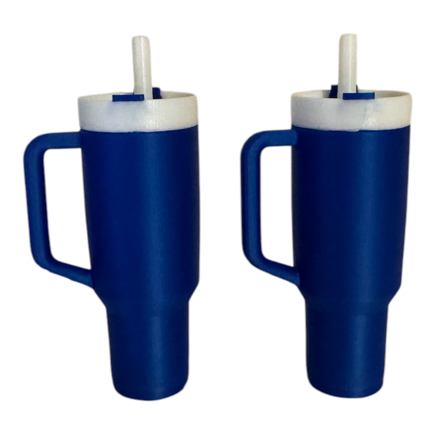 tumbler in the blue color